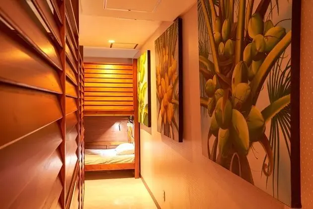 Ortak Ranzalı Oda, Karma Ranzalı Oda