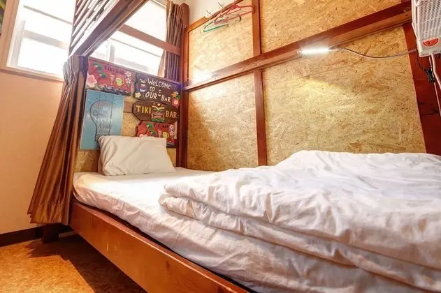 Ortak Ranzalı Oda, Karma Ranzalı Oda