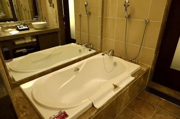 Superior Oda, Sigara İçilmez (Premier Twin High Floor for 4 people)