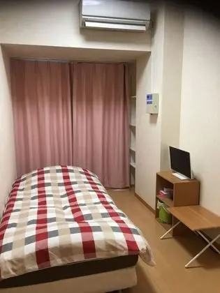 Tek Kişilik Oda, Sigara İçilmez