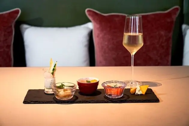 Deluxe İki Ayrı Yataklı Oda, Sigara İçilmez, Balkon (12th-13th Floor - Club Access Include)