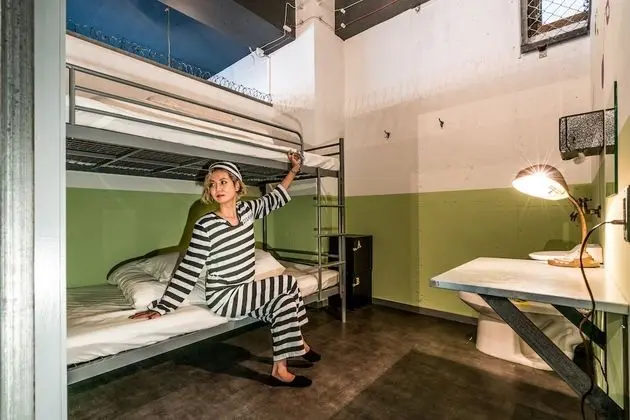 Design Stüdyo, 5 Yatak Odası, 2 Banyolu