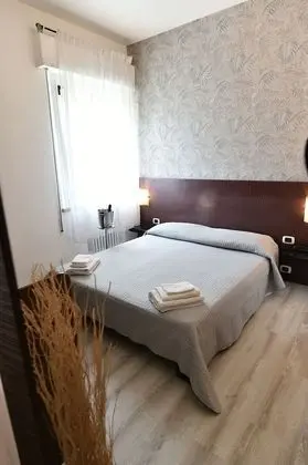 Classic Tek Büyük Yataklı Oda
