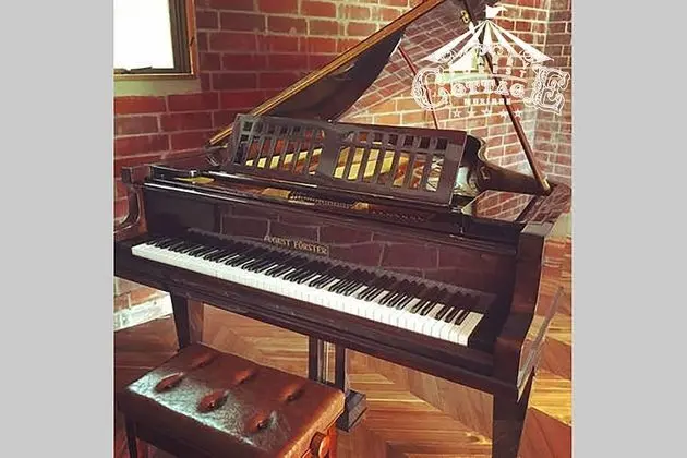 Gallery Kır Evi