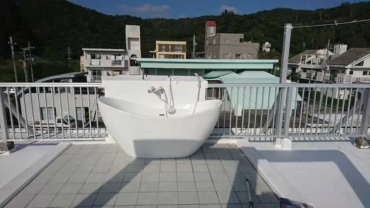 Traditional Oda, Ortak Banyo (15m sq)