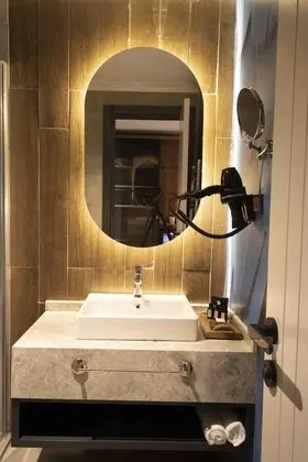 Deluxe Üç Kişilik Oda, Birden Çok Yatak