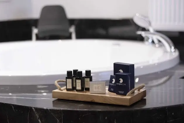 Luxury Stüdyo Süit, Jakuzi