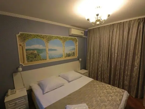 Comfort Tek Büyük veya İki Ayrı Yataklı Oda