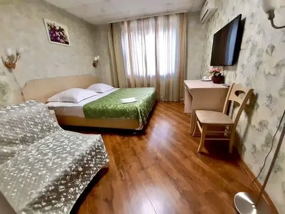 Comfort Tek Büyük veya İki Ayrı Yataklı Oda