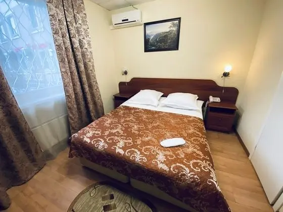 Standard Tek Büyük veya İki Ayrı Yataklı Oda