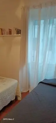 Üç Kişilik Oda, Ortak Banyo
