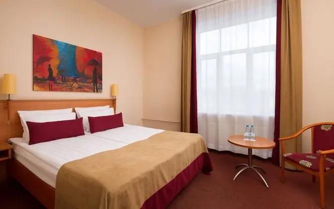 Comfort Tek Büyük veya İki Ayrı Yataklı Oda