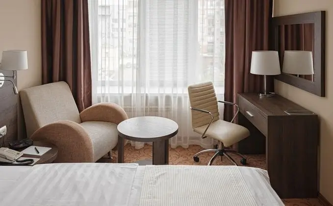 Superior Tek Büyük Yataklı Oda