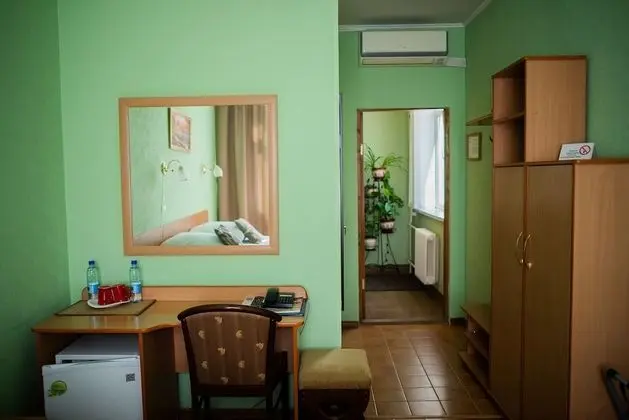Comfort Tek Büyük Yataklı Oda