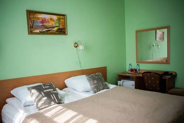 Comfort Tek Büyük Yataklı Oda