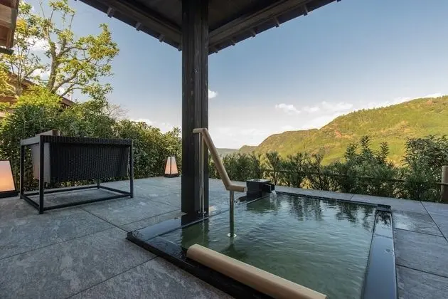 Traditional Süit, Sigara İçilmez (Annex Japanese-Western, Open-Air Bath)