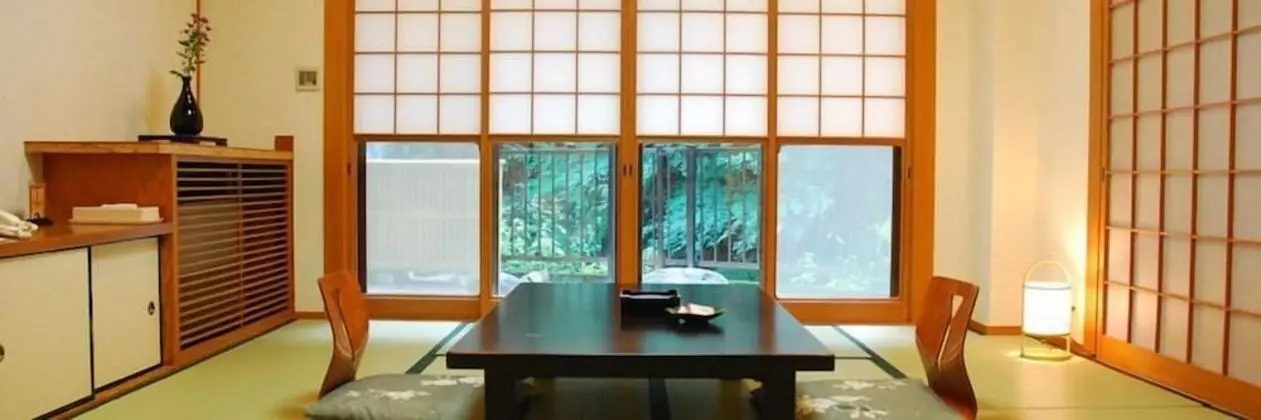 Japanese Tatami Room, Non-smoking (Customer cannot check-in after 9pm)  No Restaurant around Hotel.