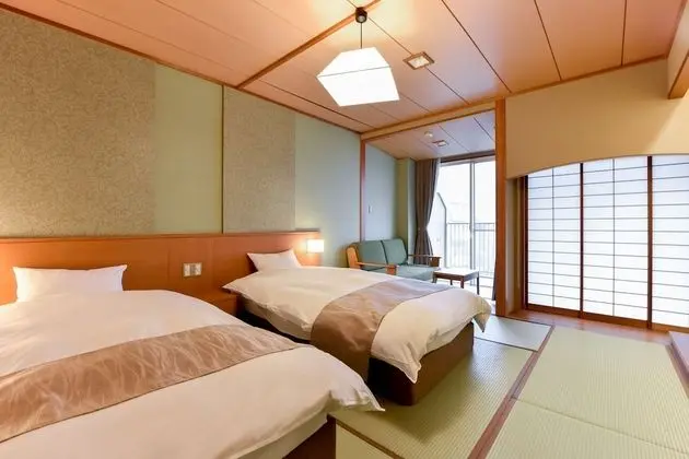 Standard Oda, Ortak Banyo, Ek Bina (Japanese Style Room)