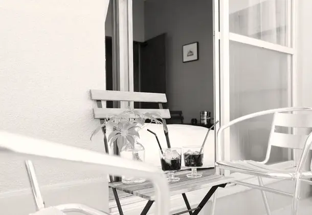Üç Kişilik Oda, Sigara İçilmez, Teras (401, Shared Bathroom)