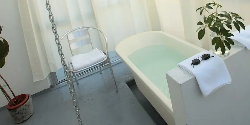 Üç Kişilik Oda, Sigara İçilmez, Teras (401, Shared Bathroom)