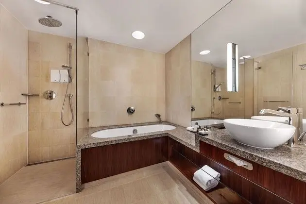 Superior Oda, Manzaralı