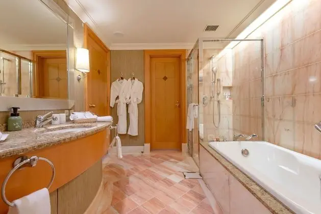 Luxury Oda, Sigara İçilmez, Liman Manzaralı