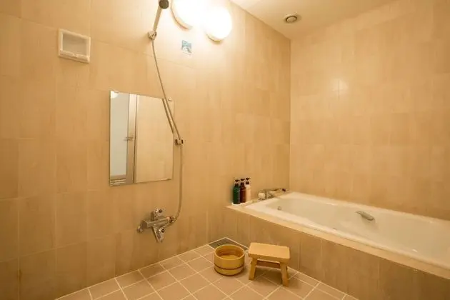 Standard İki Ayrı Yataklı Oda (with Tatami area, 2 Beds & 2 Futon)
