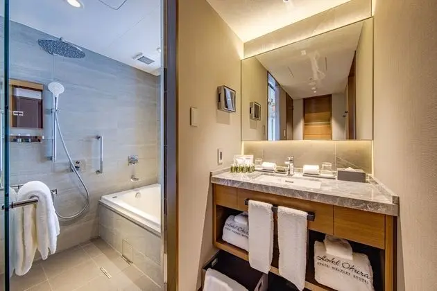 Tek Büyük Yataklı Oda, Sigara İçilmez (Breakfast, Minibar in the fridge free)