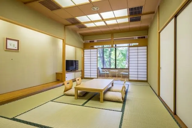 Traditional Oda, Nehir Manzaralı (Standard Japanese Style)