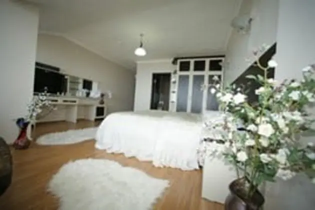 Aile Suiti, Deniz Manzaralı, Klimalı