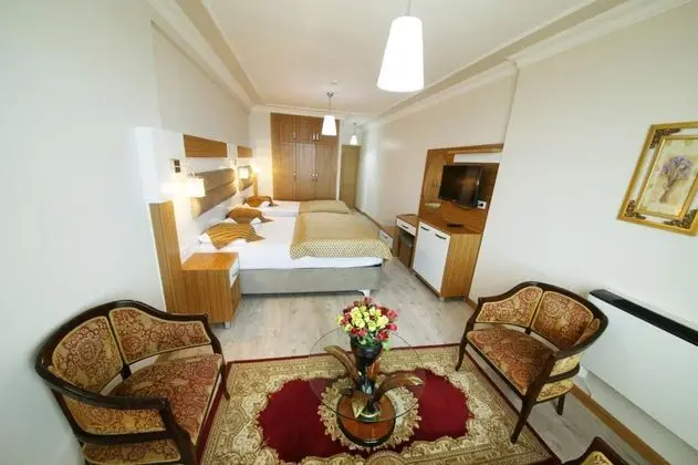 Standart Oda, Deniz ve Şehir Manzaralı, Klimalı