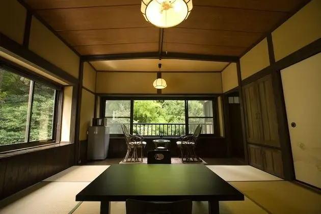 Traditional Oda, Köşe (Japanese Style)