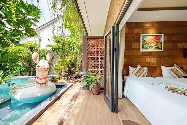 Deluxe Villa