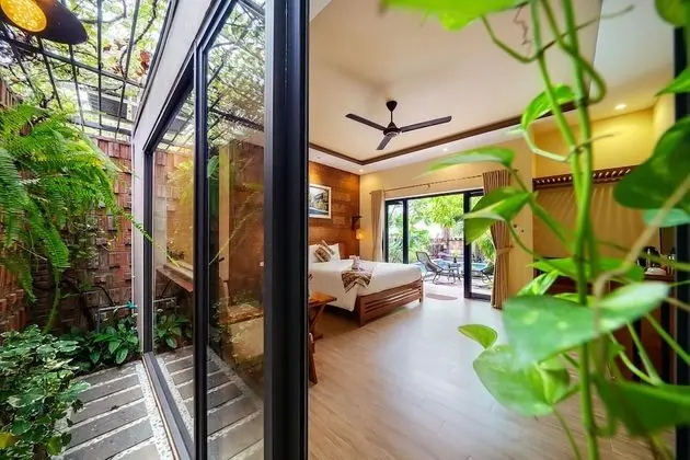 Deluxe Villa