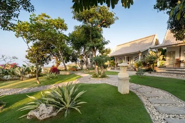 Deluxe Villa