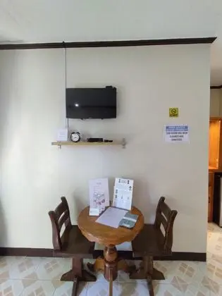Üç Kişilik Oda, Sigara İçilmez, Bahçe Manzaralı