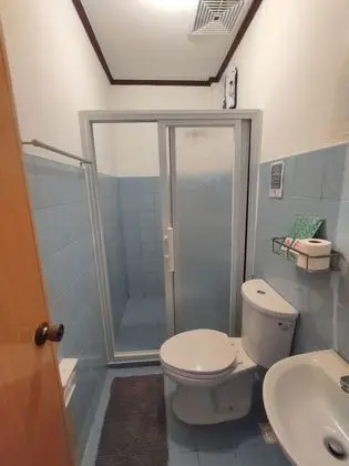 Üç Kişilik Oda, Sigara İçilmez, Bahçe Manzaralı