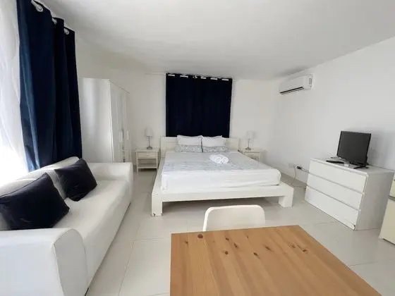 Deluxe Stüdyo Süit