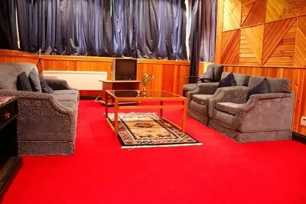 Standard Kır Evi