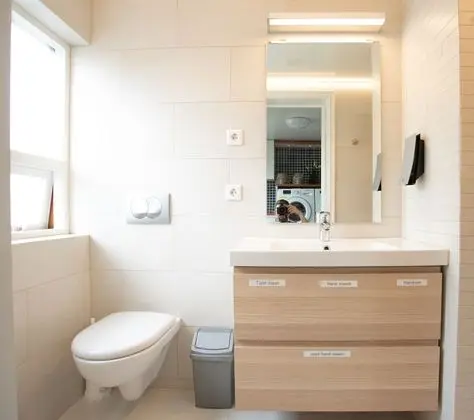 Tek Büyük veya İki Ayrı Yataklı Oda, Ortak Banyo