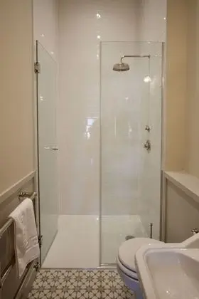 Deluxe Apart Daire, Banyolu/Duşlu (Heist)