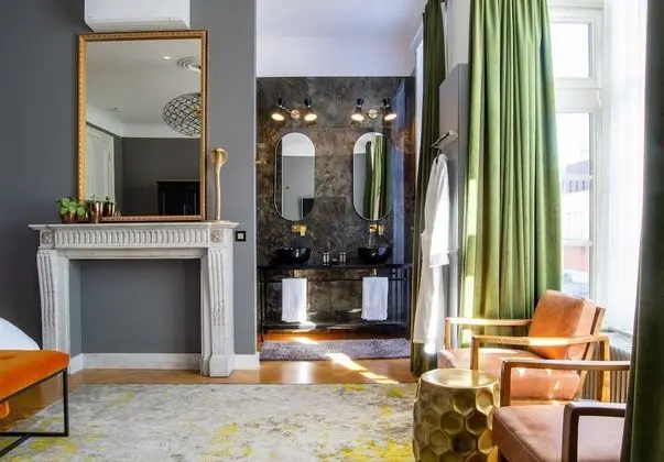 Luxury Tek Büyük Yataklı Oda