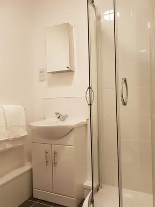 Comfort Tek Büyük veya İki Ayrı Yataklı Oda, Birden Çok Yatak, Küçük Mutfak