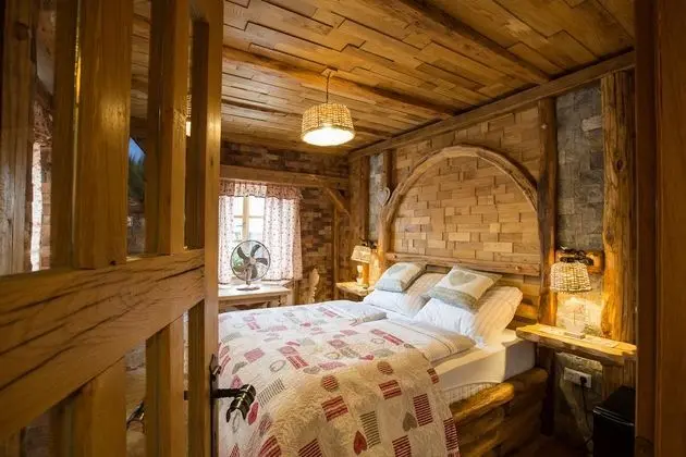 Comfort Tek Büyük Yataklı Oda