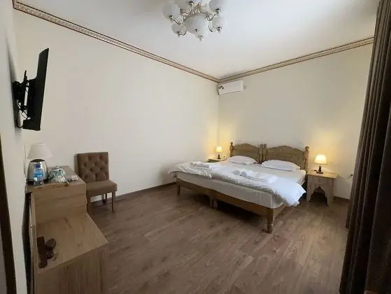 Design Tek Büyük veya İki Ayrı Yataklı Oda
