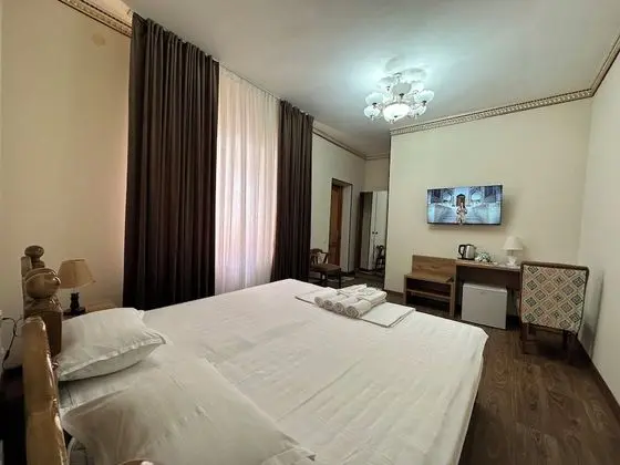Design Tek Büyük veya İki Ayrı Yataklı Oda