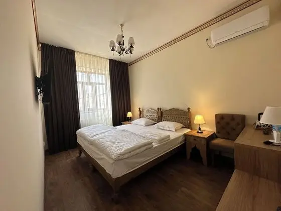 Design Tek Büyük veya İki Ayrı Yataklı Oda