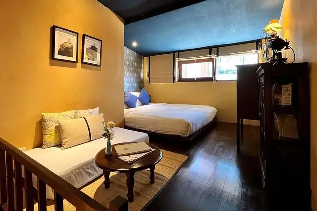 Premier Çatı Katı (Loft) (Double-storey room)