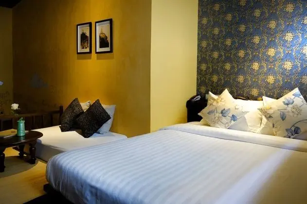 Premier Çatı Katı (Loft) (Double-storey room)