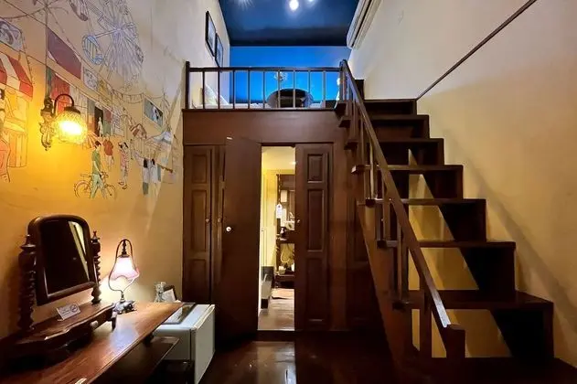 Premier Çatı Katı (Loft) (Double-storey room)